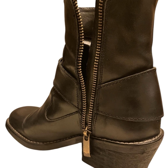 Vintage Zara boots - Picture 3 of 4